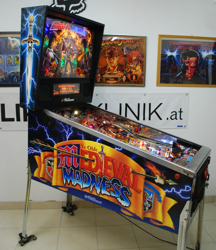 Flipper/Pinball/Automaten auf Lager/ in Aufarbeitung / Zu verkaufen